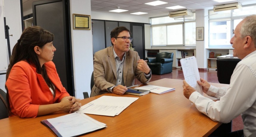 Educaci&oacute;n: gestiones de Goity ante el Gobierno Nacional