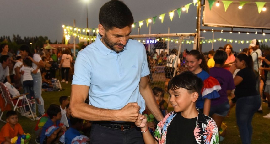 Pullaro: &ldquo;En las Escuelas de Verano, la sociedad crece en valores&rdquo;
