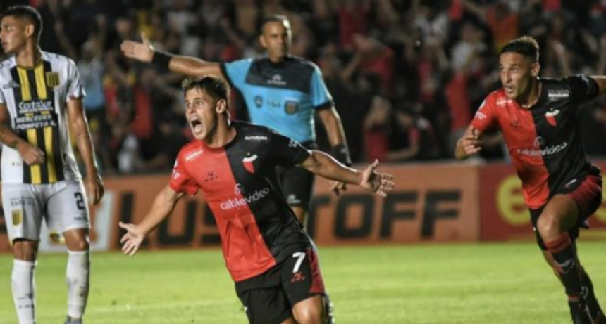 Col&oacute;n le gan&oacute; con autoridad a Almirante Brown