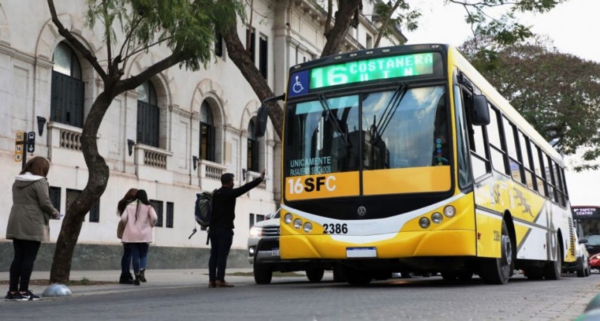 Marzo comienza con aumento del boleto de colectivos en Santa Fe