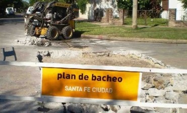 Cortes y desv&iacute;os por trabajos de bacheo
