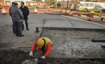 Cortes y desv&iacute;os por trabajos de bacheo