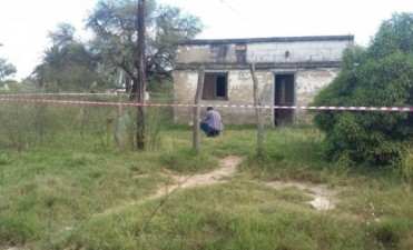 Vera: hallaron el cad&aacute;ver de un hombre enterrado en una vivienda