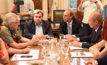 El Gobierno provincial le ofreci&oacute; un 25% a los empleados estatales
