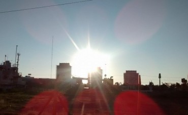 Comienzo de semana con calor en la ciudad