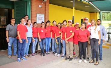 Escuelas de Trabajo: M&aacute;s j&oacute;venes realizan su entrenamiento laboral en empresas privadas