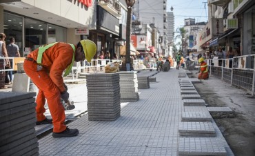 Avanza la obra de remodelaci&oacute;n de la Peatonal San Mart&iacute;n
