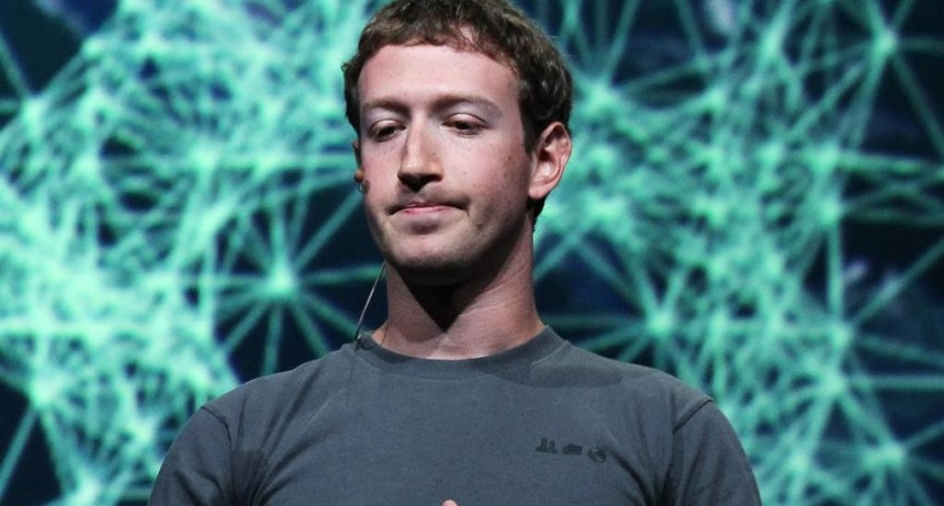 Facebook ve caer sus acciones en la bolsa tras el esc&aacute;ndalo de los 50 millones de perfiles filtrados