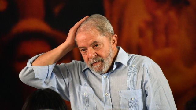 Intentaron matar a tiros a Lula