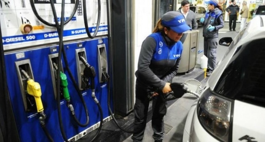 YPF aument&oacute; un 2,8% el precio de la nafta en todo el pa&iacute;s