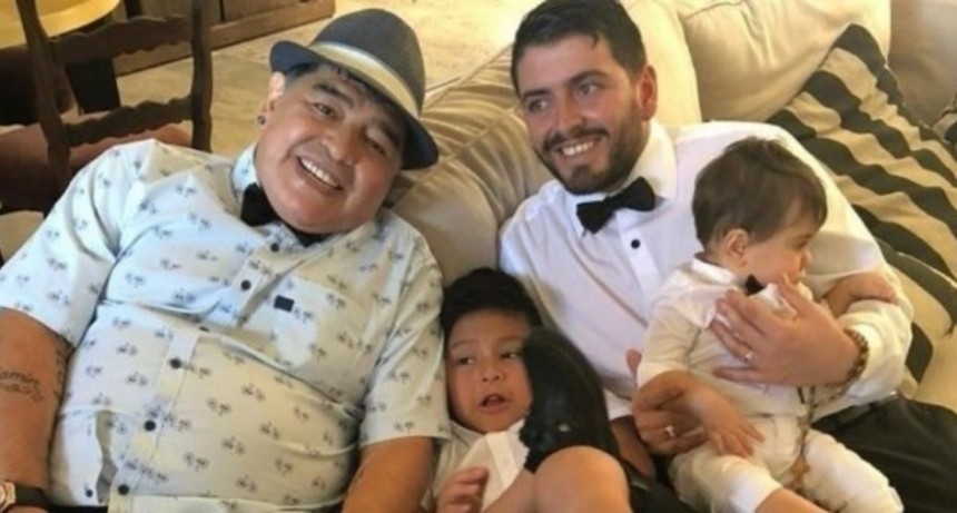 Diego Maradona tiene tres hijos m&aacute;s en Cuba