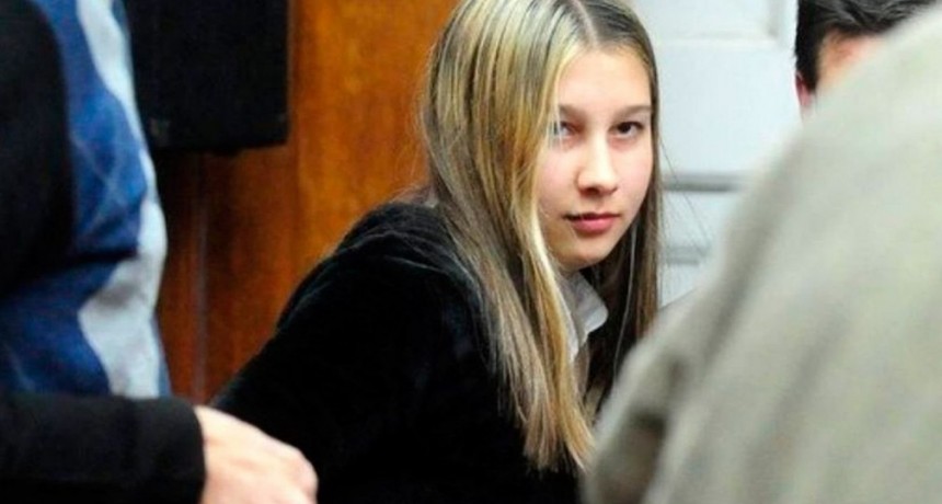 Sancionaron a Nahir Galarza por querer entrar a la c&aacute;rcel con un celular