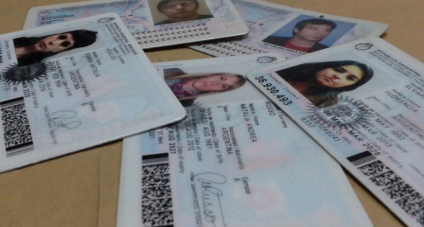 El Gobierno facilit&oacute; el tr&aacute;mite para el primer DNI a chicos de entre 13 y 18 a&ntilde;os