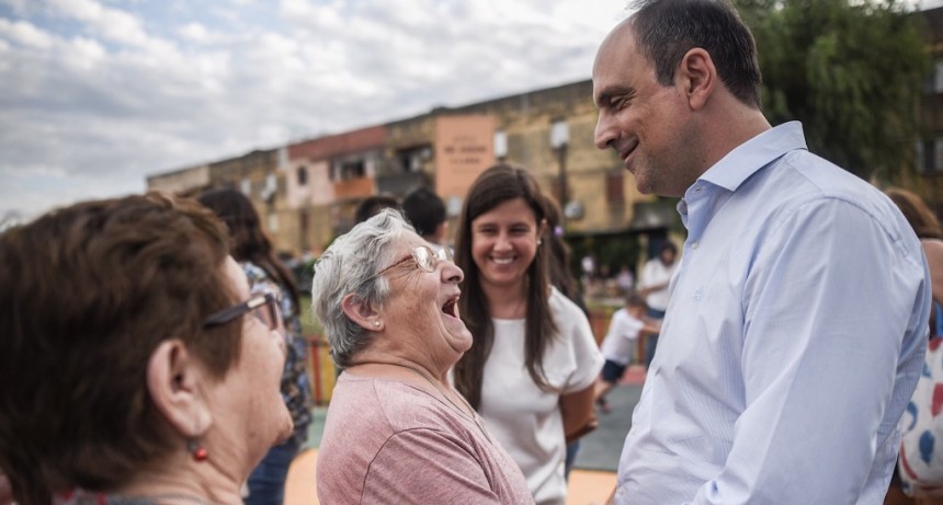 Corral inaugur&oacute; el Paseo Las Flores