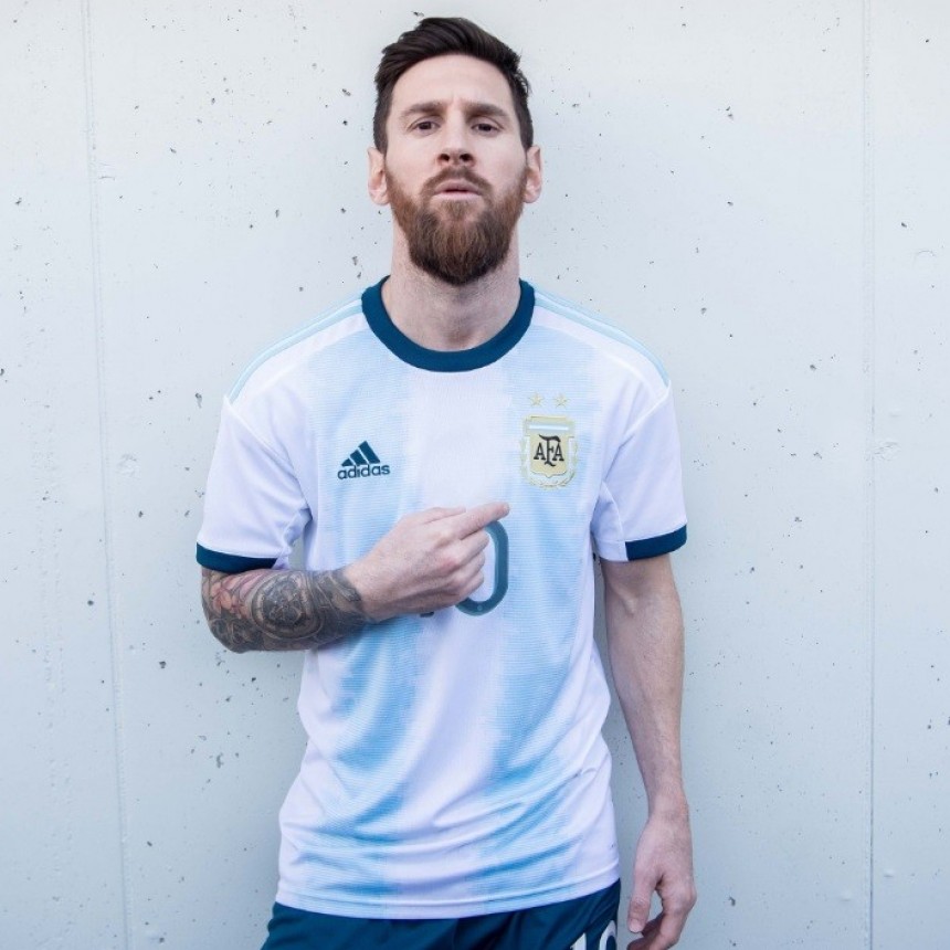 La nueva camiseta de la Selecci&oacute;n Argentina para la Copa Am&eacute;rica