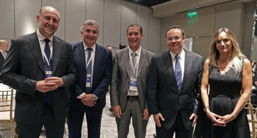 Perotti se reuni&oacute; con representantes de organismos multilaterales