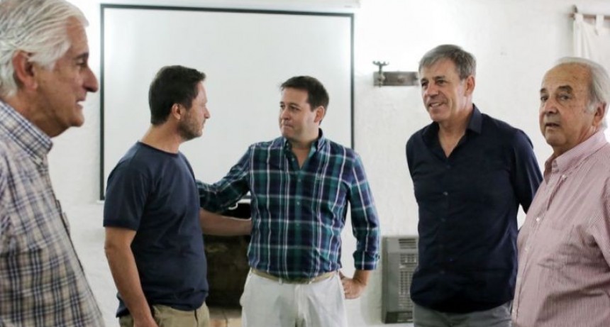 Jat&oacute;n se reuni&oacute; con referentes de la Sociedad Rural Santa Fe