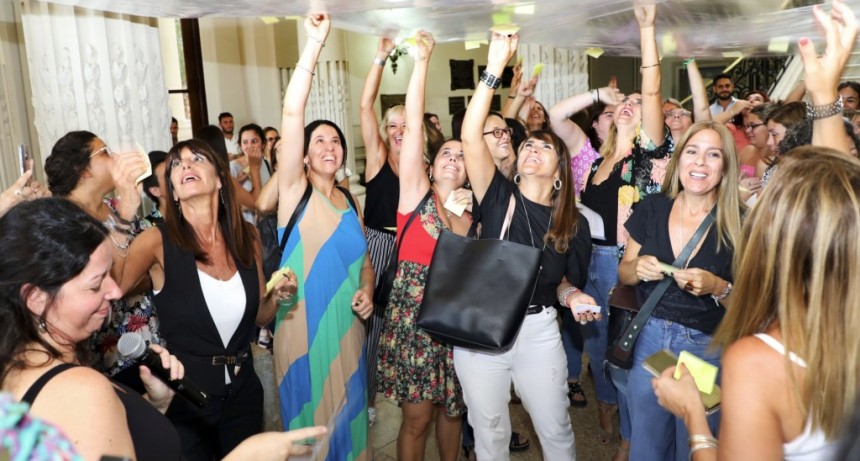 Arena: &ldquo;Este gobierno tiene el compromiso de avanzar en pol&iacute;ticas p&uacute;blicas para atender las demandas del movimiento de mujeres&rdquo;