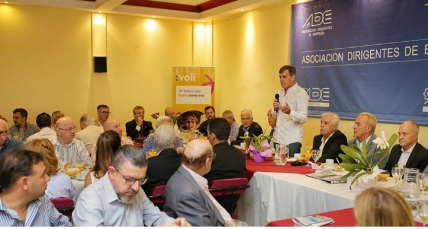 Jat&oacute;n inaugur&oacute; los desayunos de trabajo 2020 en ADE