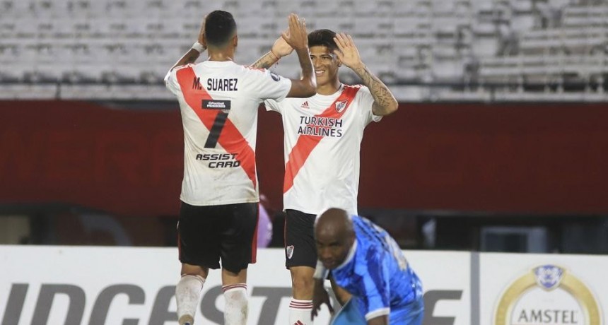 River goleó 8 a 0 a Binacional