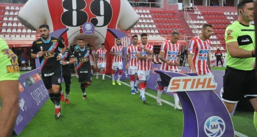 Unión empató en el debut de la Copa Superliga
