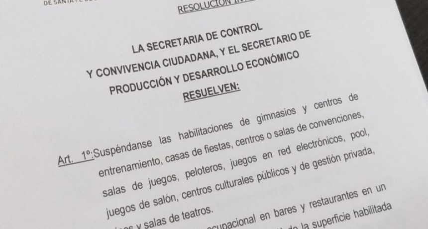 En Santa Fe se cierran gimnasios, peloteros, cines, salones de fiesta y otros locales