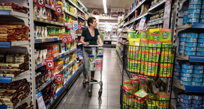 Supermercados y almacenes abrir&aacute;n hasta las 20 desde este domingo