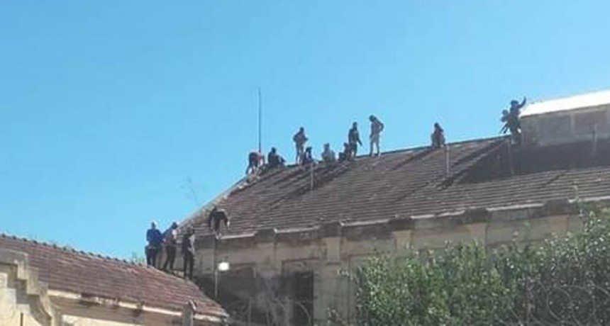 Un muerto en la c&aacute;rcel de Coronda tras el mot&iacute;n de los internos