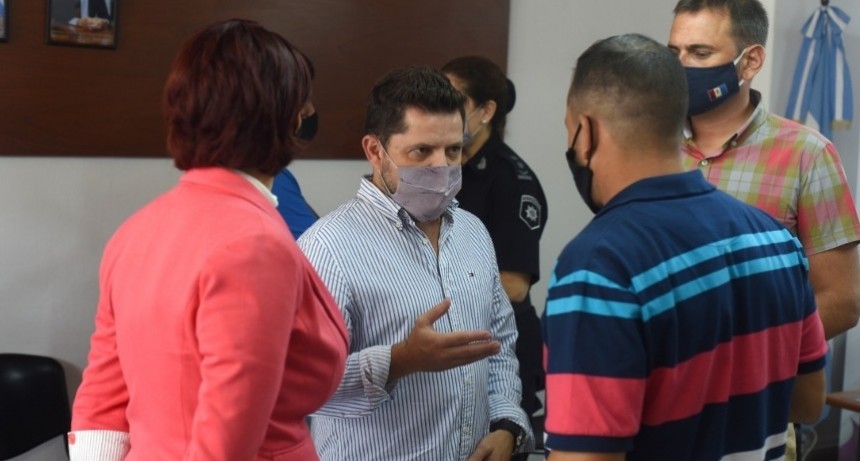 En Recreo, Castell&oacute; y Formento recibieron a funcionarios de Seguridad y comerciantes