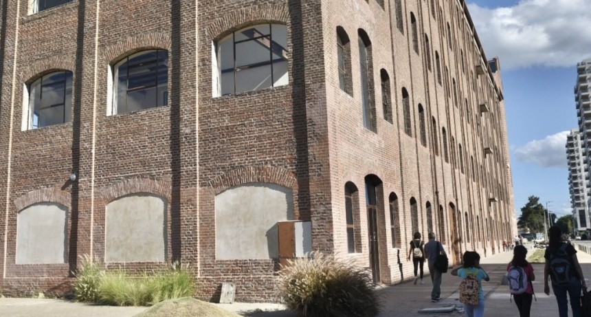 Con m&aacute;s de 1670 alumnos, inici&oacute; el cursado en las cinco escuelas del Liceo Municipal