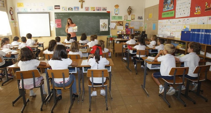 Los docentes recibir&aacute;n la misma propuesta salarial que la administraci&oacute;n central