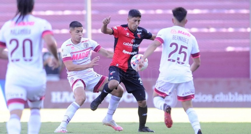 Col&oacute;n sac&oacute; un empate