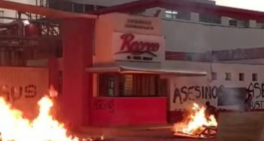 Reclaman por la muerte de un joven pasante en el Frigor&iacute;fico Recreo
