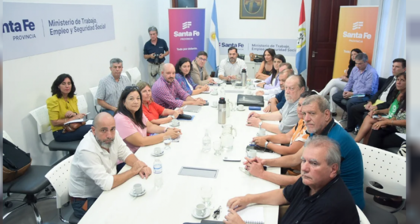 Docentes anticiparon rechazo a la nueva oferta salarial de la provincia
