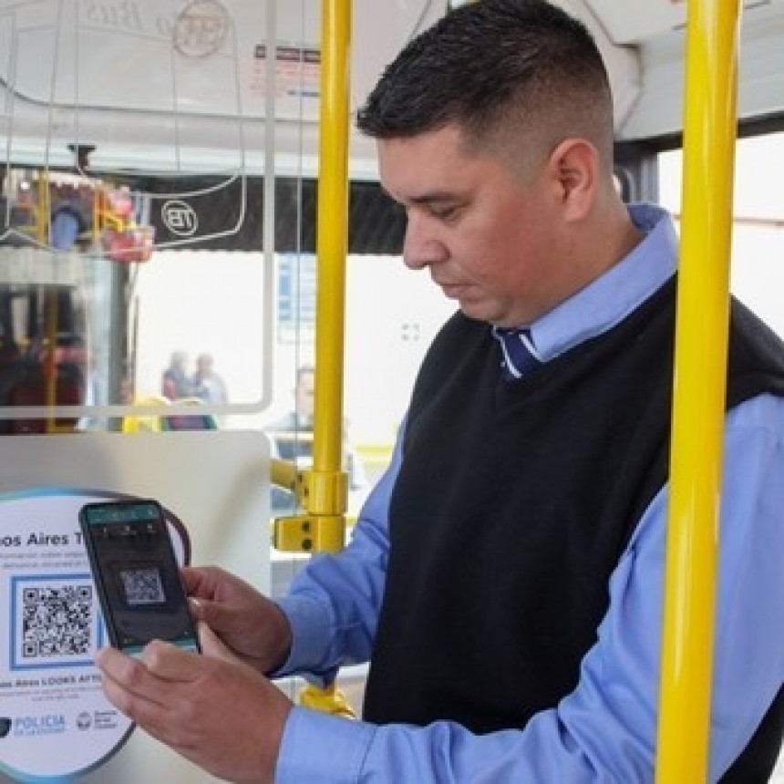 Pago QR en colectivos: Santa Fe no tiene la tecnolog&iacute;a para aplicarlo y Naci&oacute;n deber&aacute; renovar las m&aacute;quinas de cobro