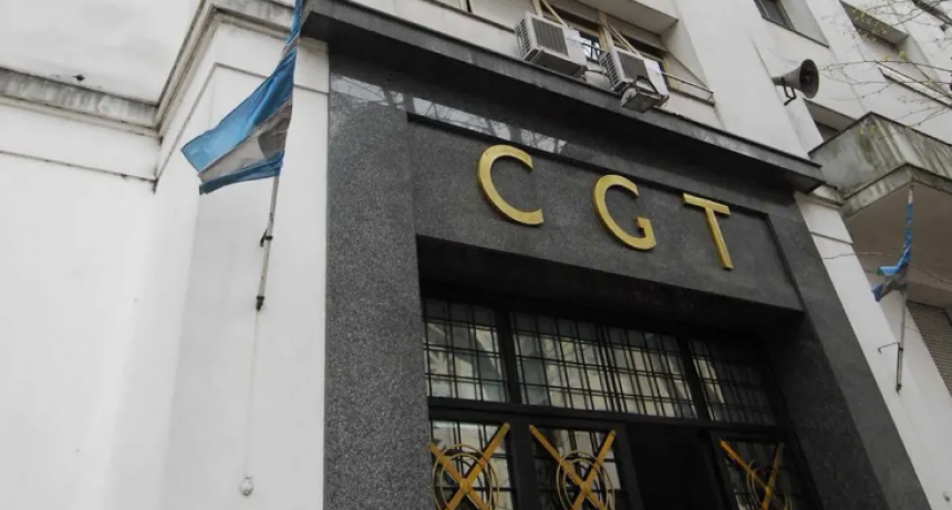 La CGT acord&oacute; una huelga general antes del 10 de abril