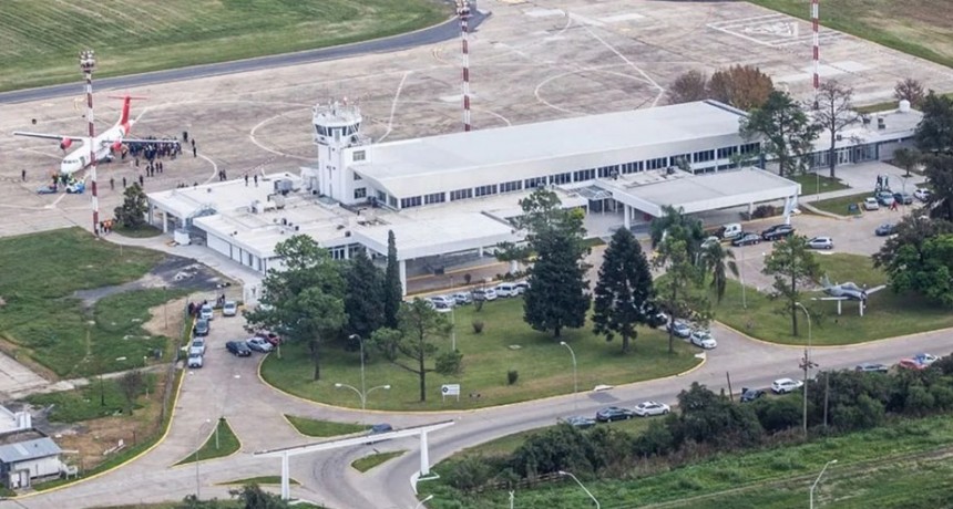 El Aeropuerto de Sauce Viejo suma vuelos diarios a Buenos Aires, incluidos los domingos