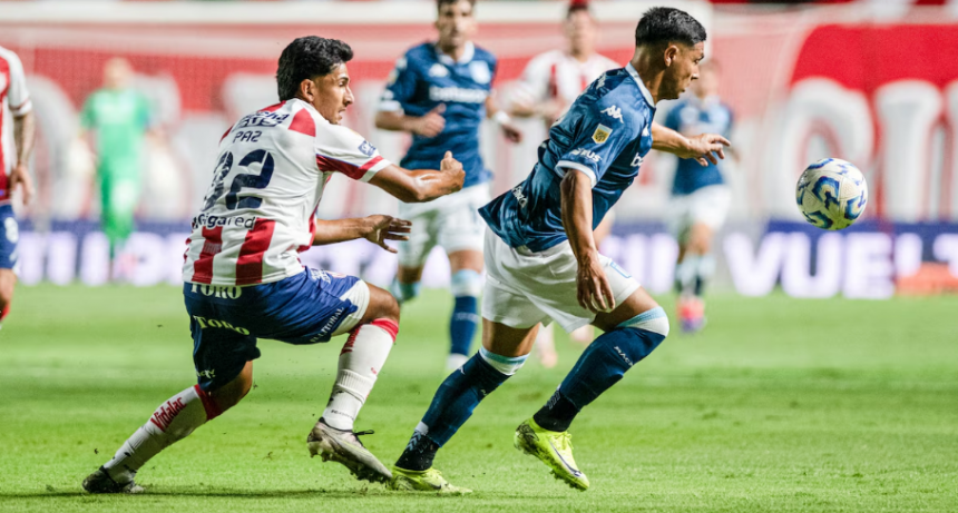 Racing le gan&oacute; 1-0 a Uni&oacute;n en Santa Fe con un jugador menos 