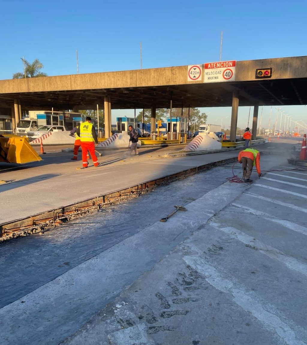 T&uacute;nel Subfluvial: Retoman las tareas de bacheo luego de 90 d&iacute;as