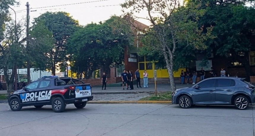Horror en San Crist&oacute;bal: un alumno entr&oacute; armado a una escuela y mat&oacute; a un compa&ntilde;ero