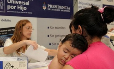 La Provincia hizo una propuesta para que 30.000 ni&ntilde;os no pierdan la Asignaci&oacute;n Universal por Hijo