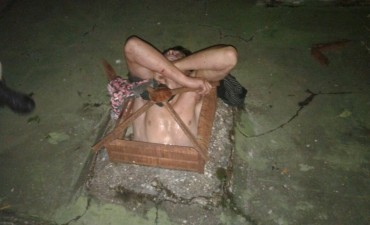 Ins&oacute;lito: ladr&oacute;n qued&oacute; atascado en el ventiluz del ba&ntilde;o de un restaurante