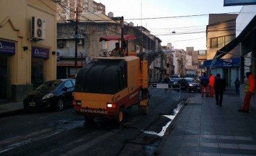 Cortes y desv&iacute;os por trabajos de bacheo