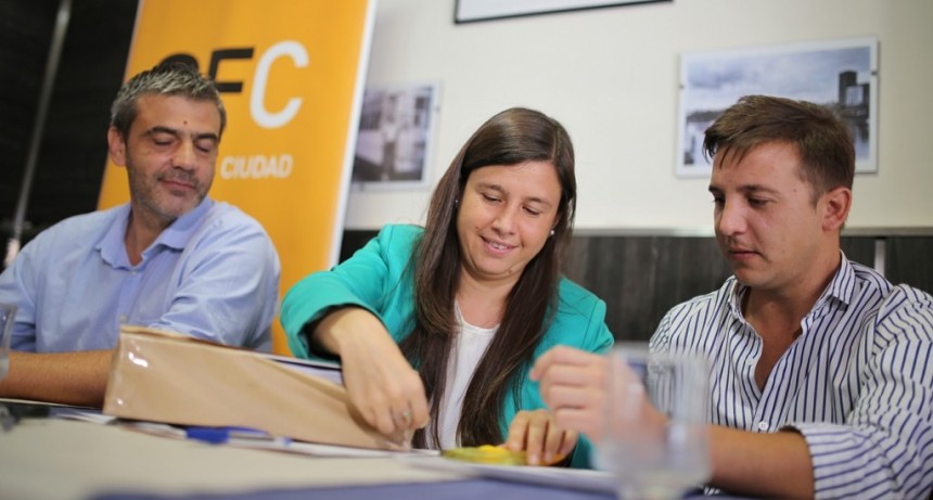 Se conocieron las ofertas para la remodelaci&oacute;n de Avenida Freyre