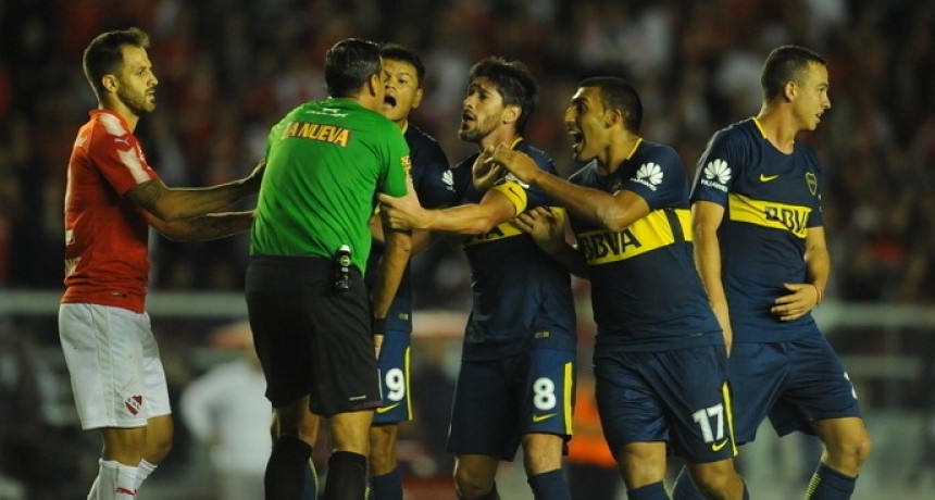 La AFA baj&oacute; a Ariel Penel, tras su pol&eacute;mico arbitraje en Independiente - Boca