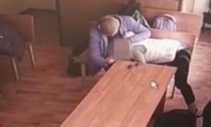 &iexcl;Cosa de locos! Tienen sexo en tribunal mientras esperan una sentencia
