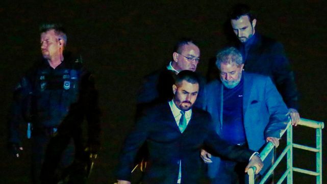 El mensaje al piloto que trasladaba a Lula