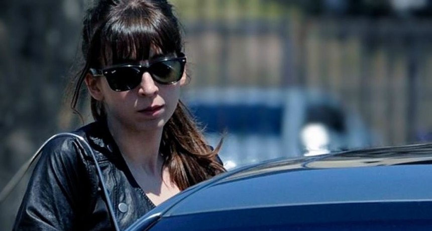 Autorizaron a Florencia Kirchner a quedarse en Cuba hasta el 15 de abril