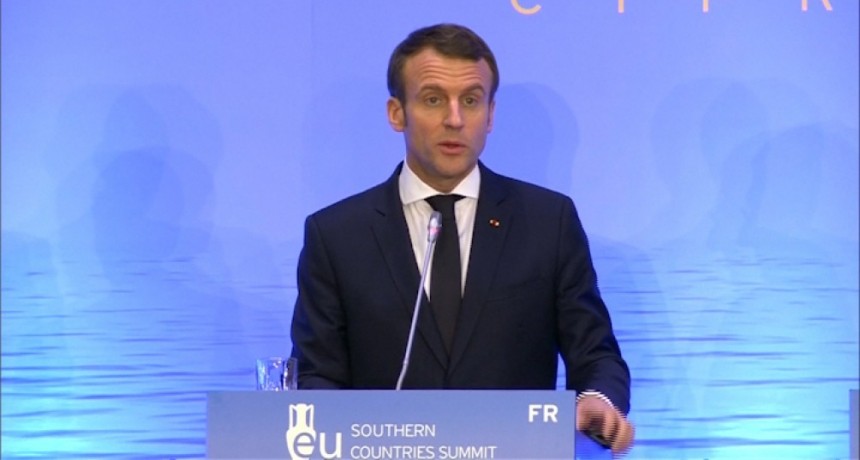 Macron anunció que volverán a construir la Catedral de Notre Dame