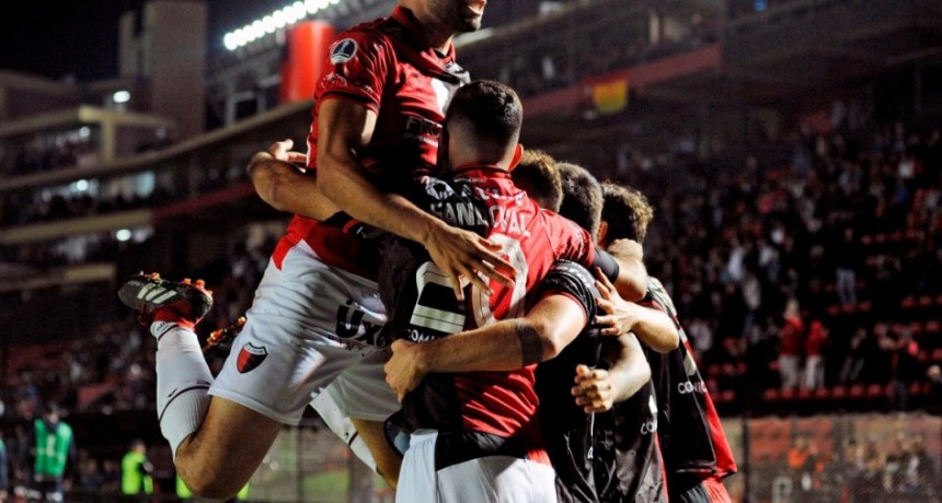 Col&oacute;n clasific&oacute; a la pr&oacute;xima fase de la Copa Sudamericana